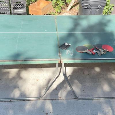 Vintage Ping Pong Table + Paddles, Net & Balls 108x28x61