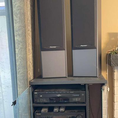 Pioneer VSX-D409 Receiver, Pioneer S-H452F-K 3 Way Speakers, Magnavox MX1800 Semi Turntable  