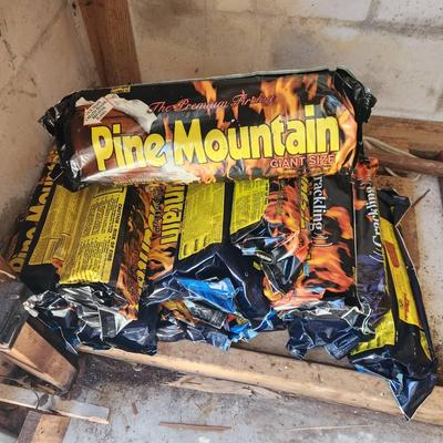 16 New/Sealed Pine Mountain Giant Size Firelogs