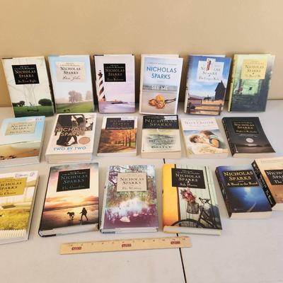 18pc Nicholas Sparks Books - The Notebook, Dear John, See Me++
