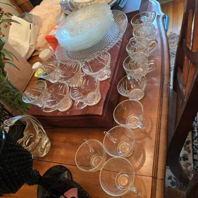 Each cup is a set of 4 or 6