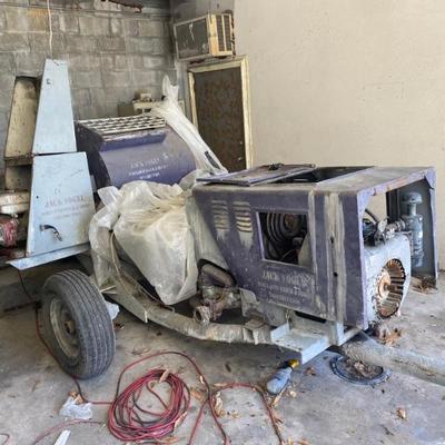 Thompson Tommy Concrete Pump comes with multiple hoses