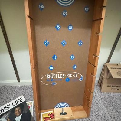 Skittles-Kik- It game