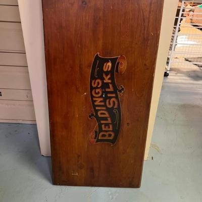 Folding wood table