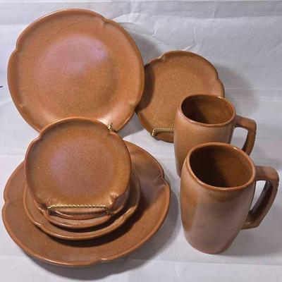 "Frankoma" Dinnerware Assortment 