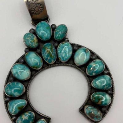 Turquoise pendant necklace