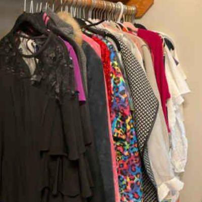 Women s clothing mix lot #17