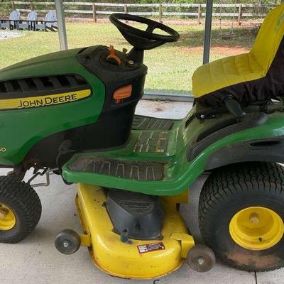 John deere e160 lawnmower