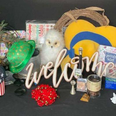 Home d cor items and gift baskets