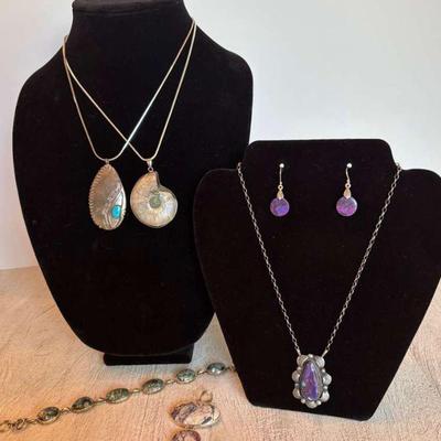 Elegant turquoise and amethyst jewelry set