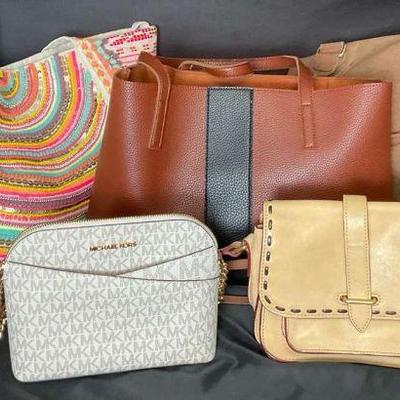 Assorted handbags and totes