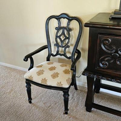 Classic Chair