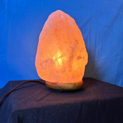 Himalayan Salt Lamp – Natural Glow & Wellness Charm