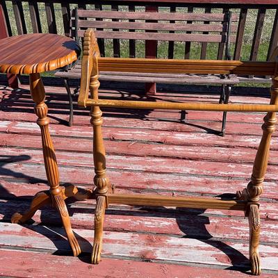 Woode Quilt Rack And Small Tall Table 
