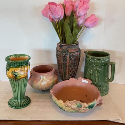 Roseville Vase, Pitcher & 2 Bowls & Majolica Vase