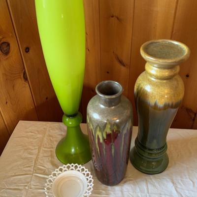 Pedestal, Vases, & Serving Dish