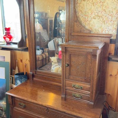 Cabinet With Mirror + Contents