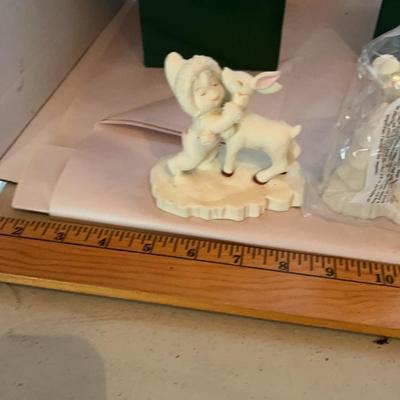 Assorted Christmas Figurines And Ornaments 