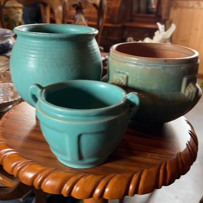 2 Roseville Blue Pots, Unmarked Dual Tone Pot 