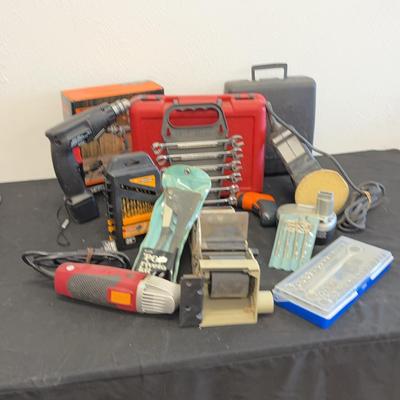 Lot Of Power Tools & Hand Tools (1)