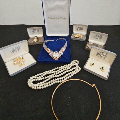Fancy Jewelry Lot