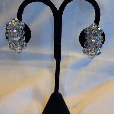 1950’s Aurora Borealis Clip On Earrings