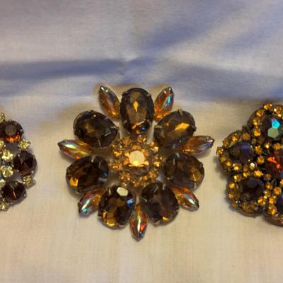 Vintage Brooch Assortment 