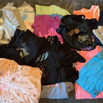 Girls Size 10/12 Shirt And Pajama Assortment