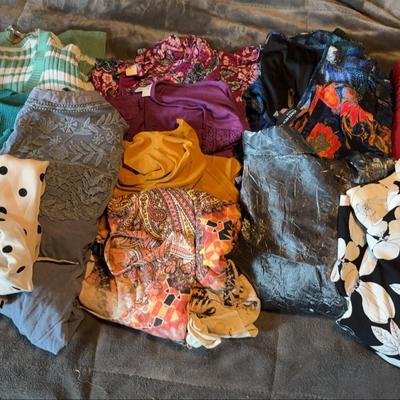 Mystery Woman’s 2X-3X Long Sleeves 