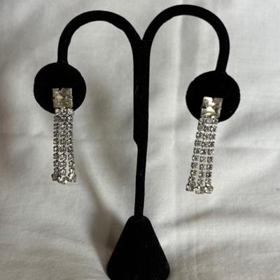 Vintage Rinestone Dangle Earrings