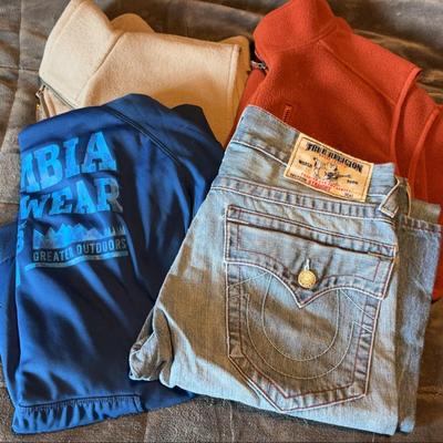 Mens True Religion Jeans And Shirts Assortment