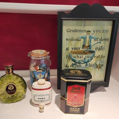 Vintage Liquor Bottle And Matchbooks