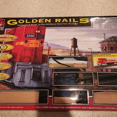 Golden rails HO electric train set
