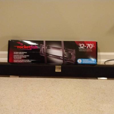 40" Vizio Sound bar And Rocketfish TV Wall Mount