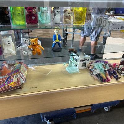Sale Photo Thumbnail #442