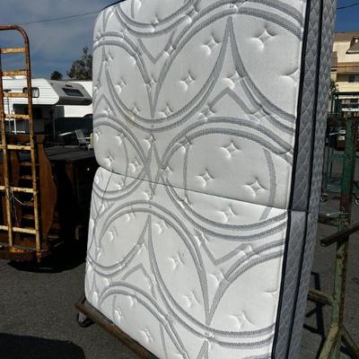 Sale Photo Thumbnail #297