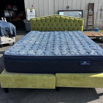 Sale Photo Thumbnail #281