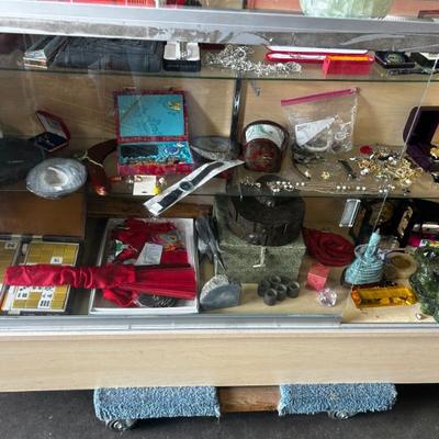 Sale Photo Thumbnail #44