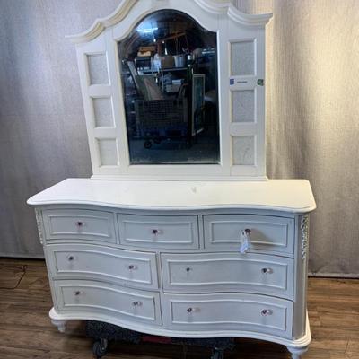 Sale Photo Thumbnail #385