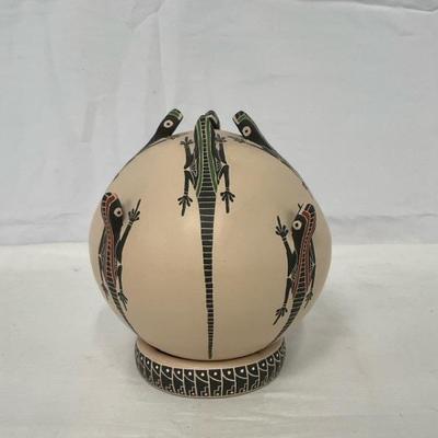 Mata Ortiz Sculpted Lizards Signed Seed Pot