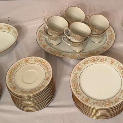 Noritake May Garden China Set 