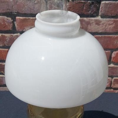 VICTORIAN PRESSED GLASS OIL LAMP