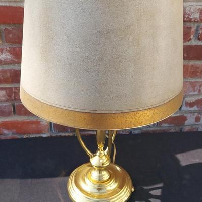 MID-CENTURY BRASS TABLE LAMP
