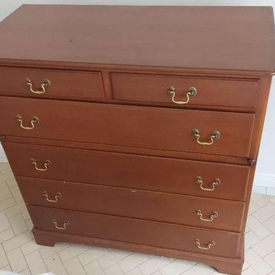 PENNSYLVANIA HOUSE REPRODUCTION CHEST OF DRAWERS