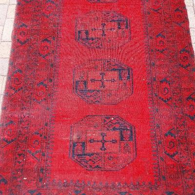 BRIGHT RED GEOMETRIC PATTERNED WOVEN RUG