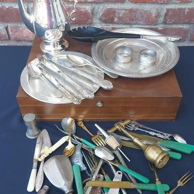 STERLING SILVER AND NON STERLING ITEMS 