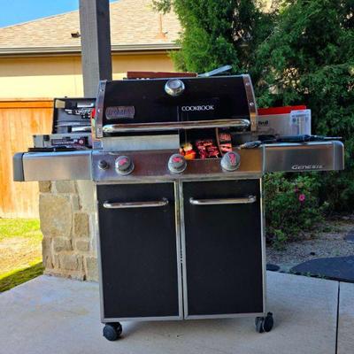 Weber gas grill