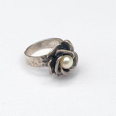 Sterling Silver Rose & Genuine Pearl Ring Size 5.5