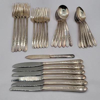 1939 Royal Rose Silver Plate Nobility Flatware Oneida Service of 5+