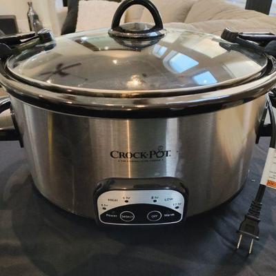 Digital crockpot slow cooker